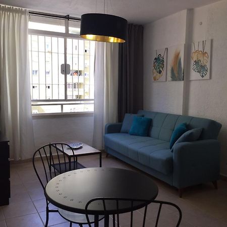 Estudio Amplio En El Corazon De Torremolinos Bagian luar foto